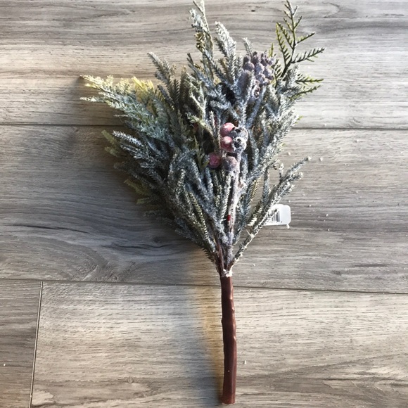 Ashland Christmas Artificial Frosted Bush - Picture 6 of 9